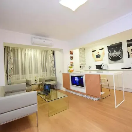 Cismigiu Boheme * Bucharest